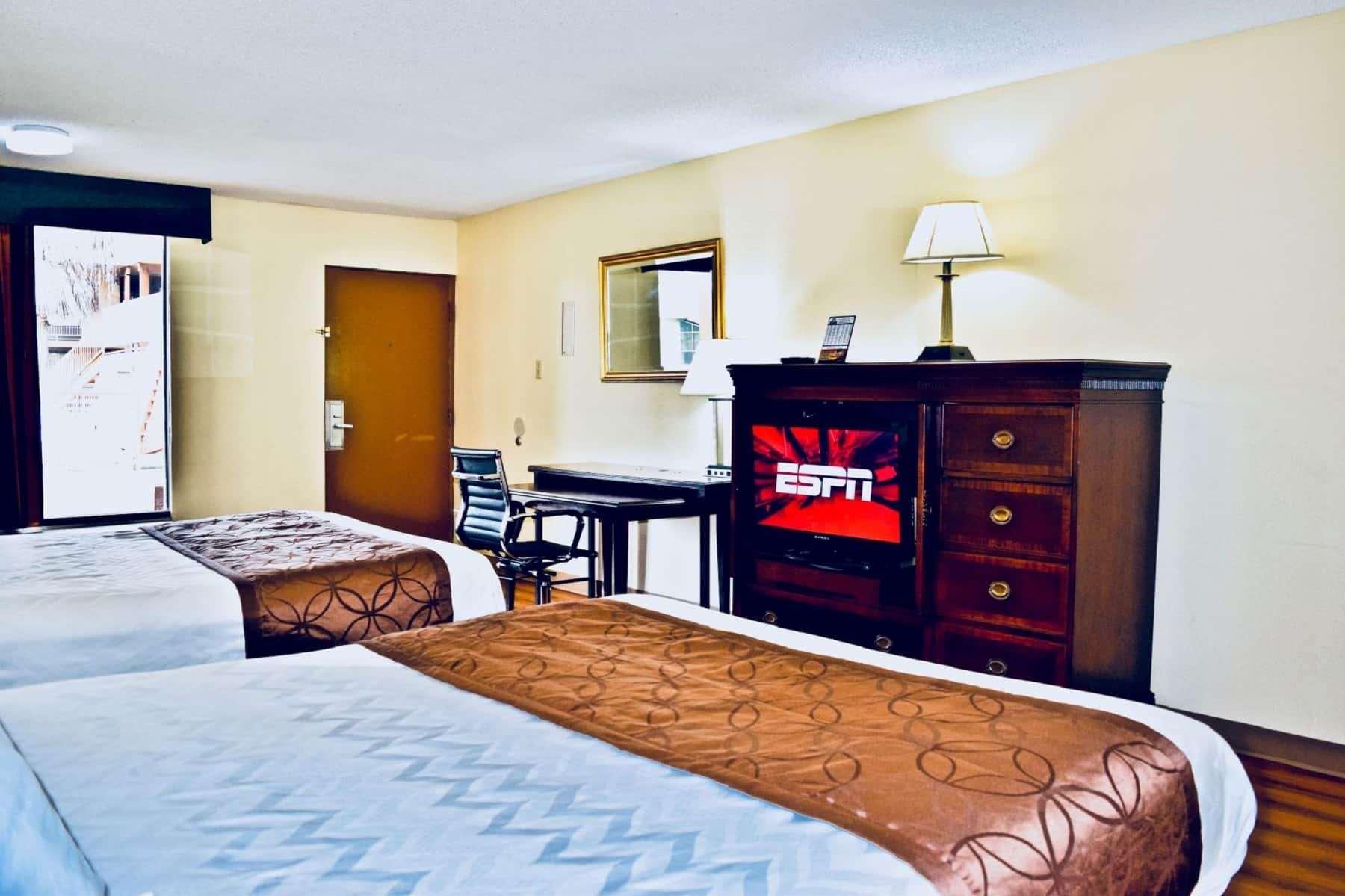 Days Inn By Wyndham Burleson Ft. Worth Dış mekan fotoğraf